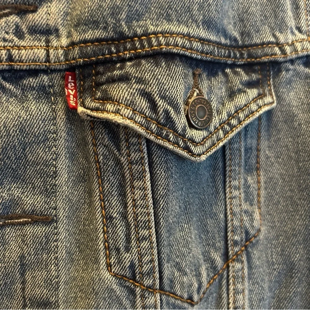 Vintage Levi's Medium Stonewash Trucker Jacket L (72335)